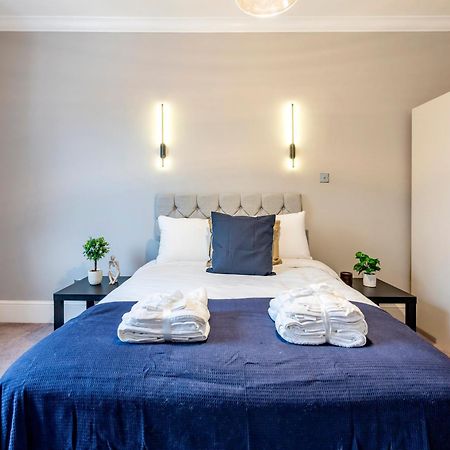 Large 1 Bedroom In Center Of London 3 ภายนอก รูปภาพ
