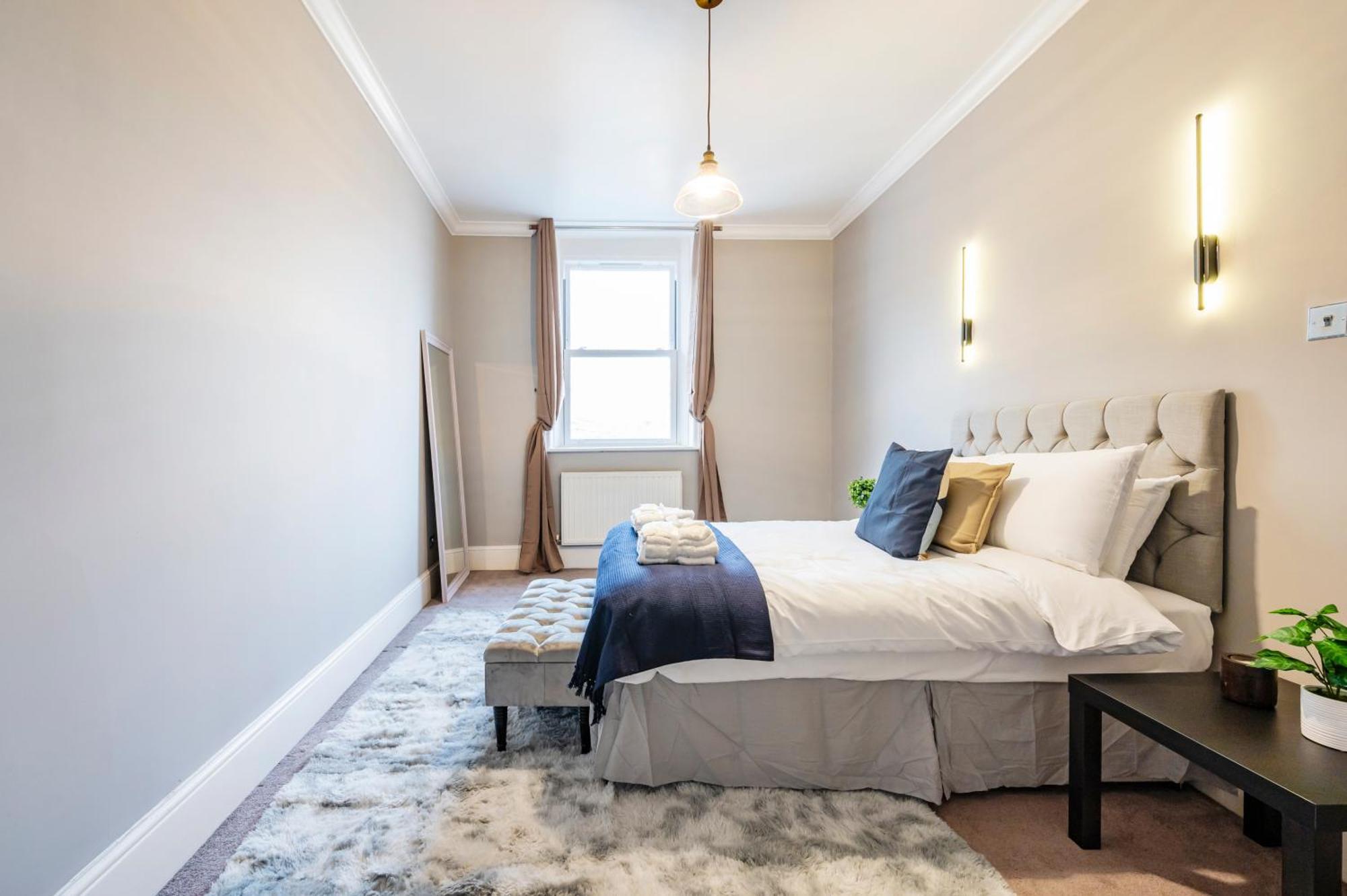 Large 1 Bedroom In Center Of London 3 ภายนอก รูปภาพ
