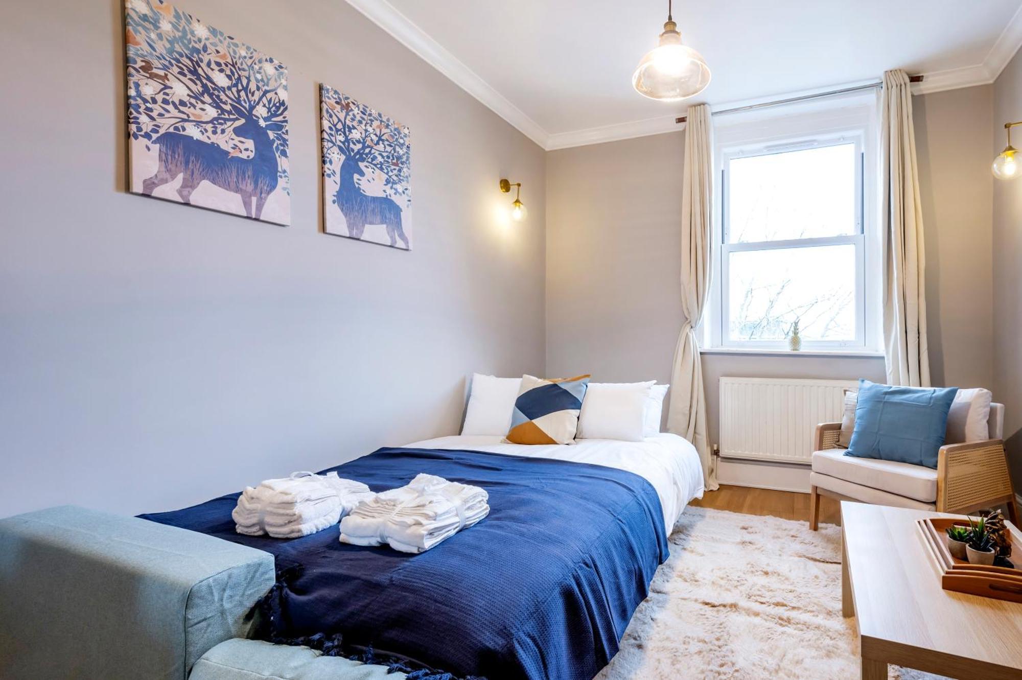 Large 1 Bedroom In Center Of London 3 ภายนอก รูปภาพ