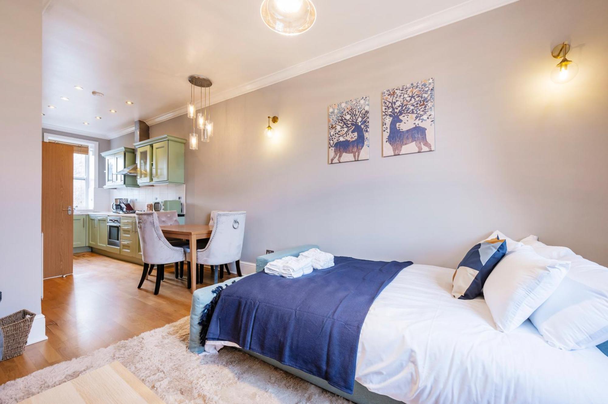Large 1 Bedroom In Center Of London 3 ภายนอก รูปภาพ